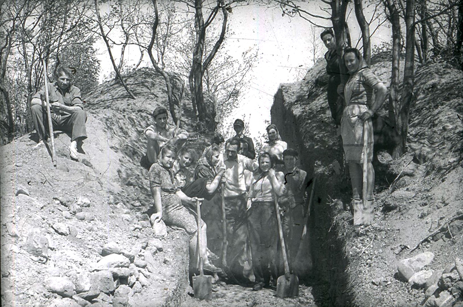 Excavations 1949-1953 and 2001